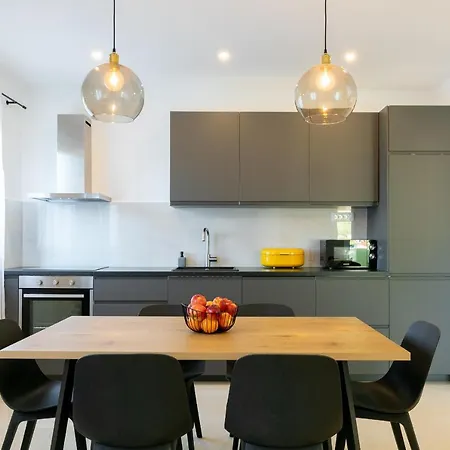Apartment Near The Beach- Zen 2